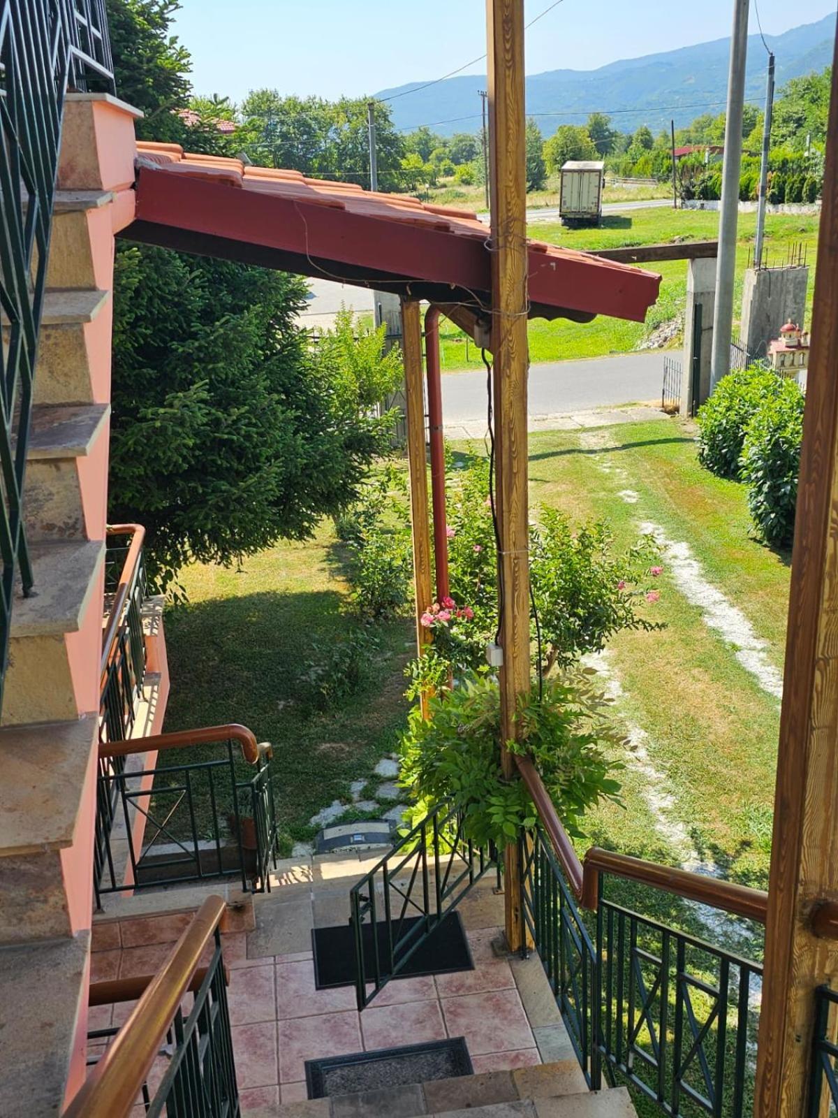 Hillside View Home Káto Loutrákion Dış mekan fotoğraf